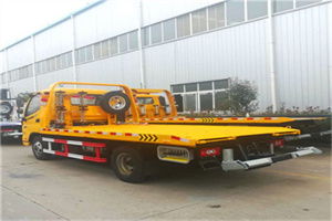 九原附近拖车救援搭电